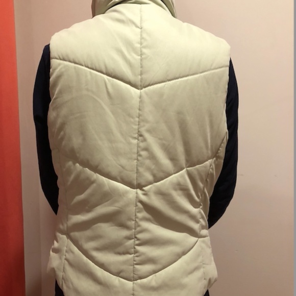 Fall/Spring VEST - Pastel Green - Picture 7 of 7